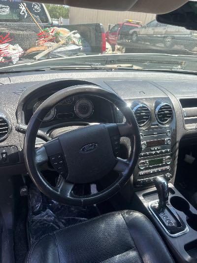 2008 Ford Taurus X Location - Ford - Row 33 - Stock # H51900