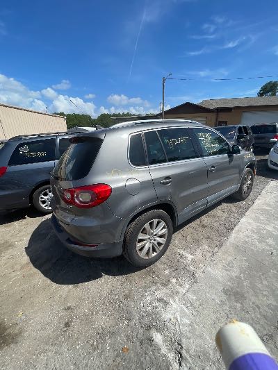 2009 Volkswagen Tiguan Location - Imports - Row 18 - Stock # H52765