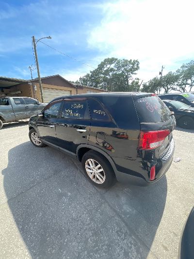 2014 Kia Sorento Location - Imports - Row 16 - Stock # H52845