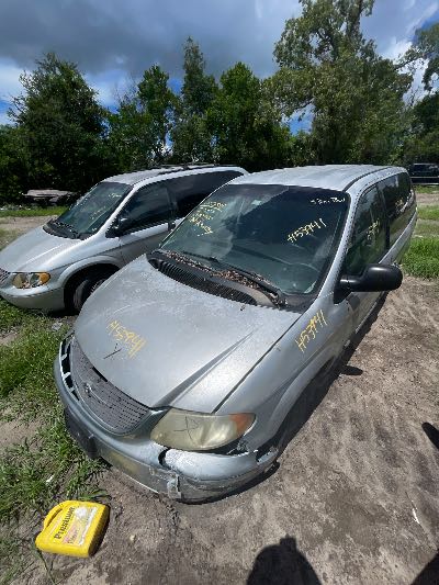 2007 Chrysler Town & Country Location - Chrysler - Row 39 - Stock # H53941