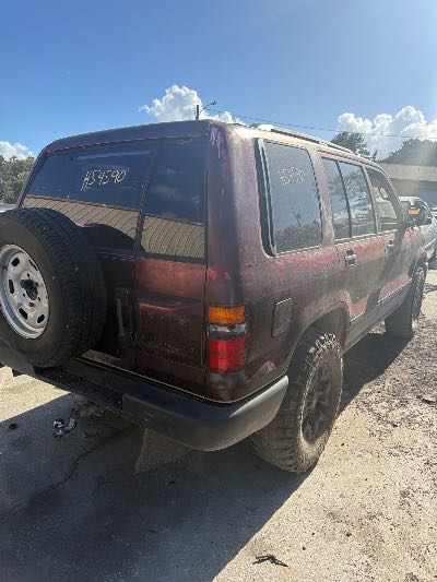 1993 Isuzu Trooper Location - Imports - Row 24 - Stock # H54590