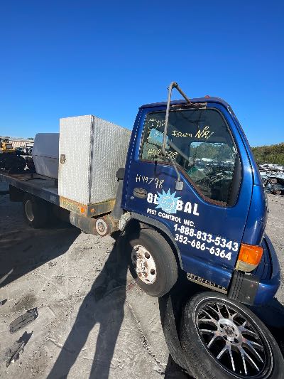 2000 Isuzu NPR Location - Large Trucks & Vans - Row 25 - Stock # H49798