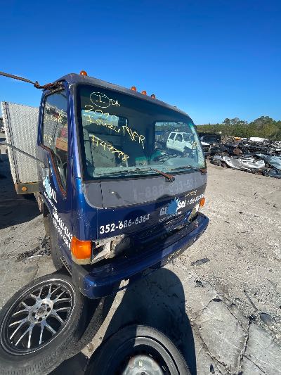 2000 Isuzu NPR Location - Large Trucks & Vans - Row 25 - Stock # H49798