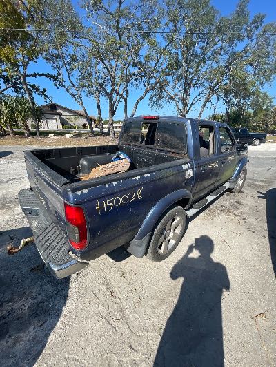 2000 Nissan Frontier 2WD Location - Large Trucks & Vans - Row 49 - Stock # H50028