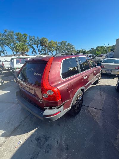 2004 Volvo XC90 Location - Imports - Row 24 - Stock # H53054
