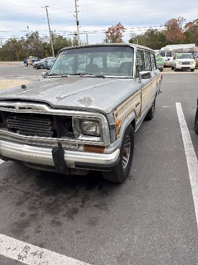 1988 Jeep Grand Wagoneer Location - Chrysler - Row 41 - Stock # H46436