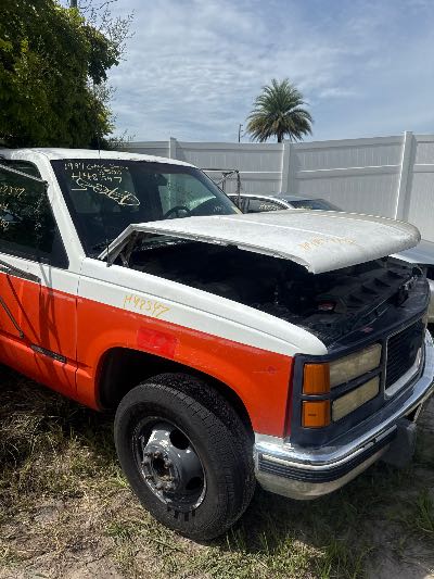 1994 GMC Sierra C/K 3500 Location - Large Trucks & Vans - Row 20 - Stock # H48547