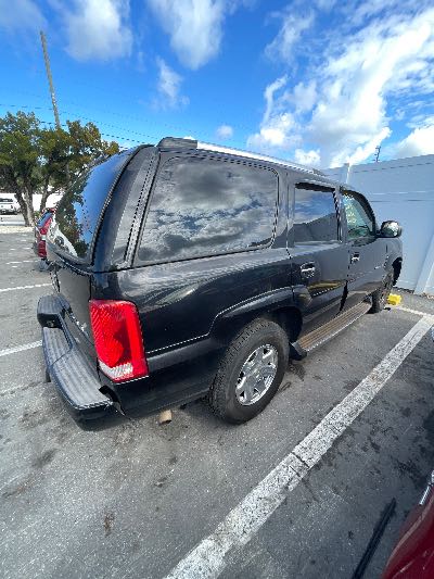 2003 Cadillac Escalade Location - Large Trucks & Vans - Row 32 - Stock # H50620