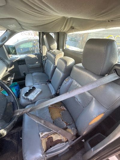 2006 Ford F-150 Location - Large Trucks & Vans - Row 22 - Stock # H50623