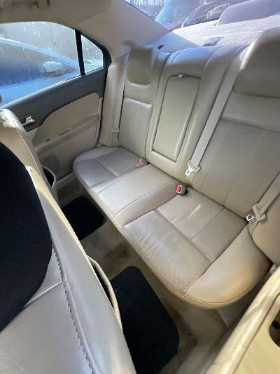 2007 Mercury Milan Location - Ford - Row 32 - Stock # H50545