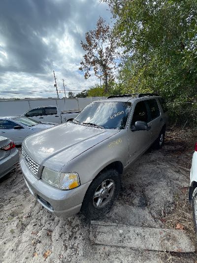 2005 Ford Explorer Location - Ford - Row 33 - Stock # H50630