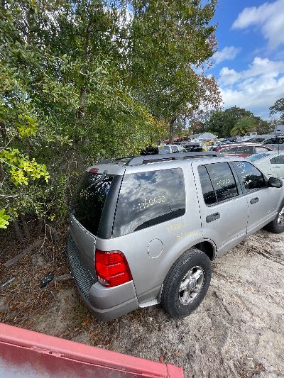 2005 Ford Explorer Location - Ford - Row 33 - Stock # H50630