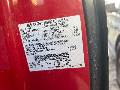 2004 Ford F-150 Location - Large Trucks & Vans - Row 23 - Stock # H50730