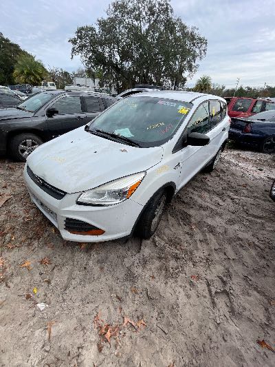 2014 Ford Escape Location - Ford - Row 33 - Stock # H50596