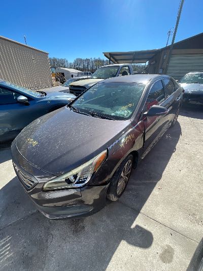 2015 Hyundai Sonata Location - Imports - Row 999 - Stock # H50911
