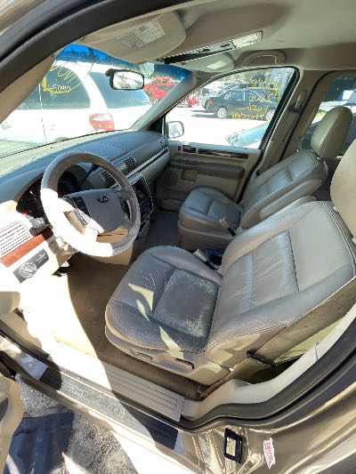 2006 Ford Freestar Location - Ford - Row 35 - Stock # H50884