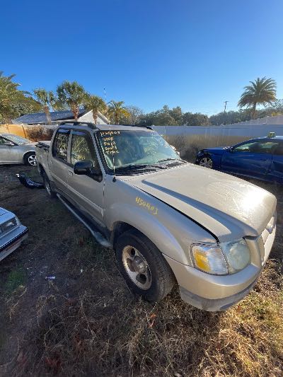 2005 Ford Explorer Sport Trac Location - Ford - Row 36 - Stock # H50903