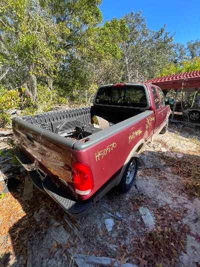 1998 Ford F-150 Location - Large Trucks & Vans - Row 27 - Stock # H50570