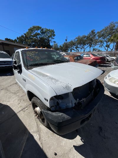 2002 Ford F-350 SD Location - Large Trucks & Vans - Row 25 - Stock # H50953