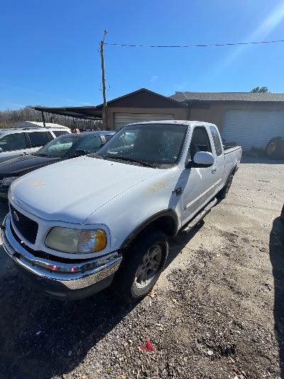 2003 Ford F-150 Location - Large Trucks & Vans - Row 26 - Stock # H50983