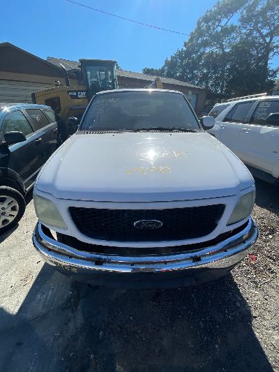 2003 Ford F-150 Location - Large Trucks & Vans - Row 26 - Stock # H50983