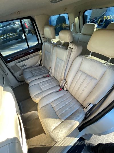 2004 Lincoln Aviator Location - Ford - Row 36 - Stock # H51009