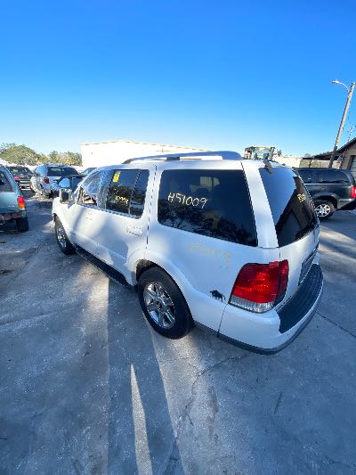 2004 Lincoln Aviator Location - Ford - Row 36 - Stock # H51009