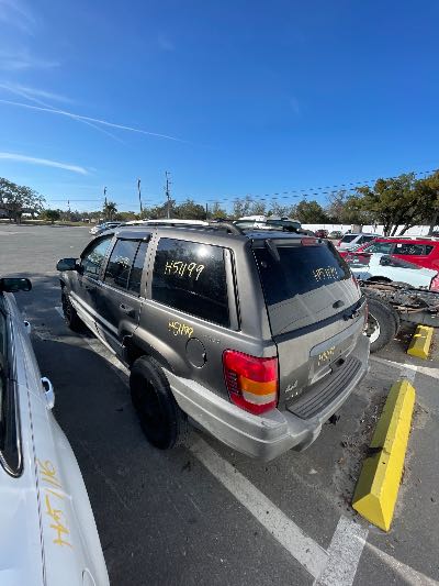2000 Jeep Grand Cherokee Location - Chrysler - Row 38 - Stock # H51199