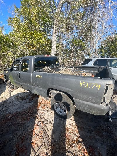 1999 Chevrolet Silverado 1500 Location - Large Trucks & Vans - Row 31 - Stock # H51179