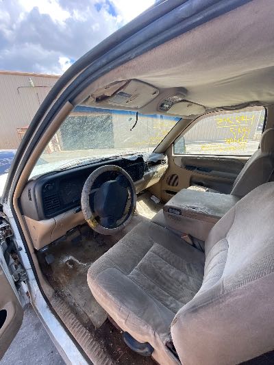 1997 Dodge Ram 2500 Location - Large Trucks & Vans - Row 29 - Stock # H51215