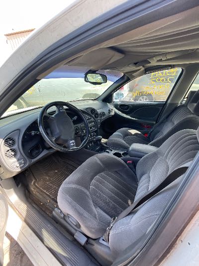 2002 Pontiac Bonneville Location - GM - Row 32 - Stock # H51214