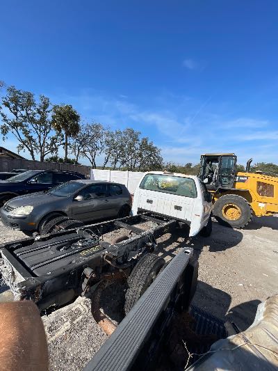 2001 Ford F-450 SD Location - Large Trucks & Vans - Row 30 - Stock # H51237