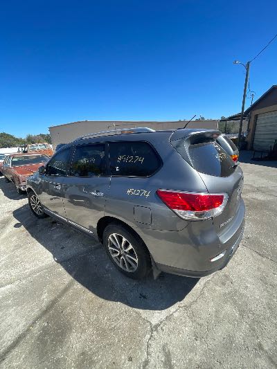 2015 Nissan Pathfinder Location - Imports - Row 12 - Stock # H51274