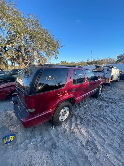 2002 Chevrolet Blazer Location - GM - Row 34 - Stock # H51271