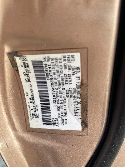 1997 Ford Taurus Location - Ford - Row 28 - Stock # H51384