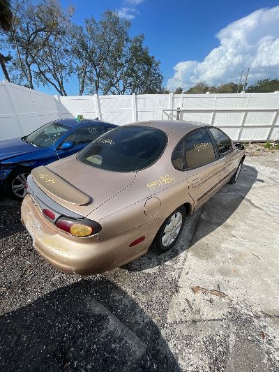 1997 Ford Taurus Location - Ford - Row 28 - Stock # H51384