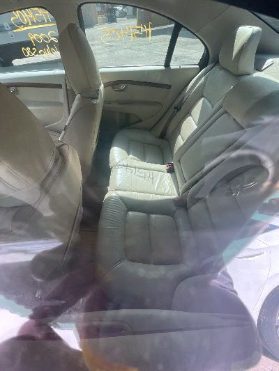 2009 Volvo S80 Location - Imports - Row 25 - Stock # H51405