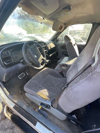 2001 Dodge Ram 1500 Location - Large Trucks & Vans - Row 35 - Stock # H51337