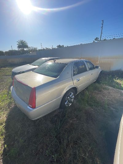 2007 Cadillac DTS Location - GM - Row 39 - Stock # H51280