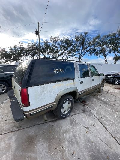 1998 GMC Suburban Location - Large Trucks & Vans - Row 15 - Stock # H51445