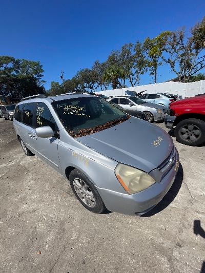 2008 Kia Sedona Location - Imports - Row 26 - Stock # H51478