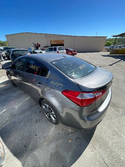 2016 Kia Forte Location - Imports - Row 24 - Stock # H51535