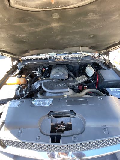 2004 Chevrolet Avalanche Location - Large Trucks & Vans - Row 15 - Stock # H51522