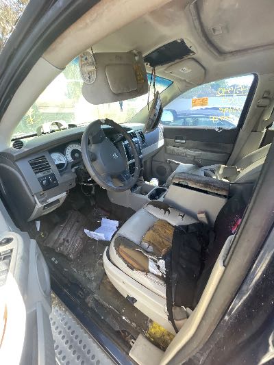 2004 Dodge Durango Location - Chrysler - Row 40 - Stock # H51540