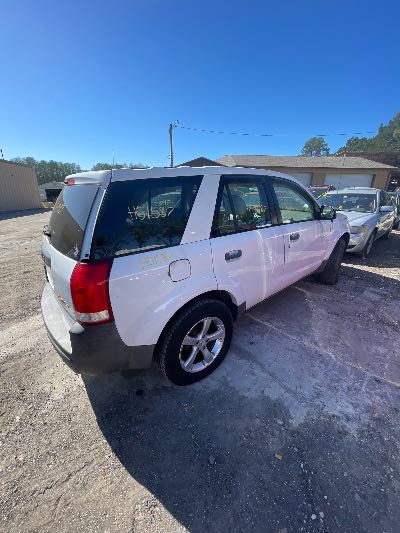 2003 Saturn Vue Location - GM - Row 38 - Stock # H51587