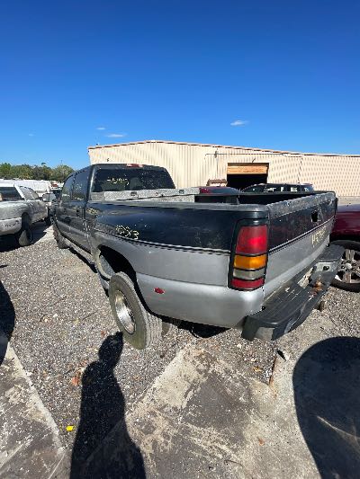 2003 Chevrolet Silverado 3500 Location - Imports - Row 999 - Stock # H51513