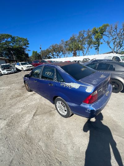 2005 Ford Focus Location - Ford - Row 30 - Stock # H51597