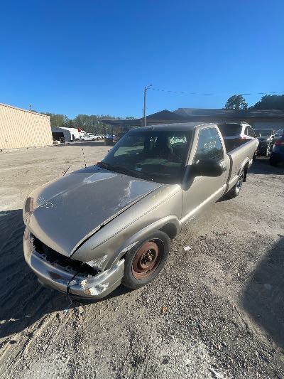 2001 Chevrolet S10 Pickup Location - GM - Row 39 - Stock # H51607