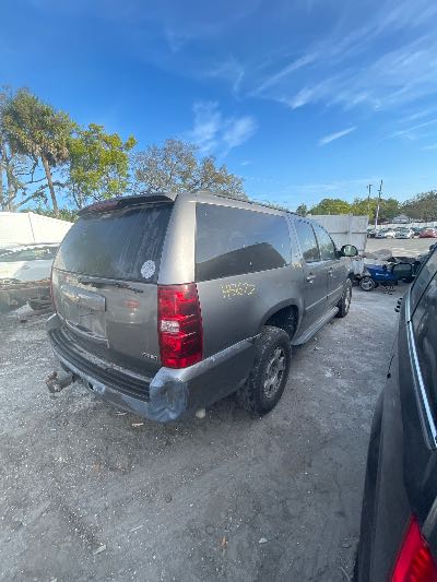 2008 Chevrolet Suburban Location - Large Trucks & Vans - Row 18 - Stock # H51672