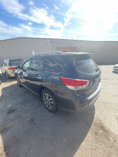 2013 Nissan Pathfinder Location - Imports - Row 43 - Stock # H51695